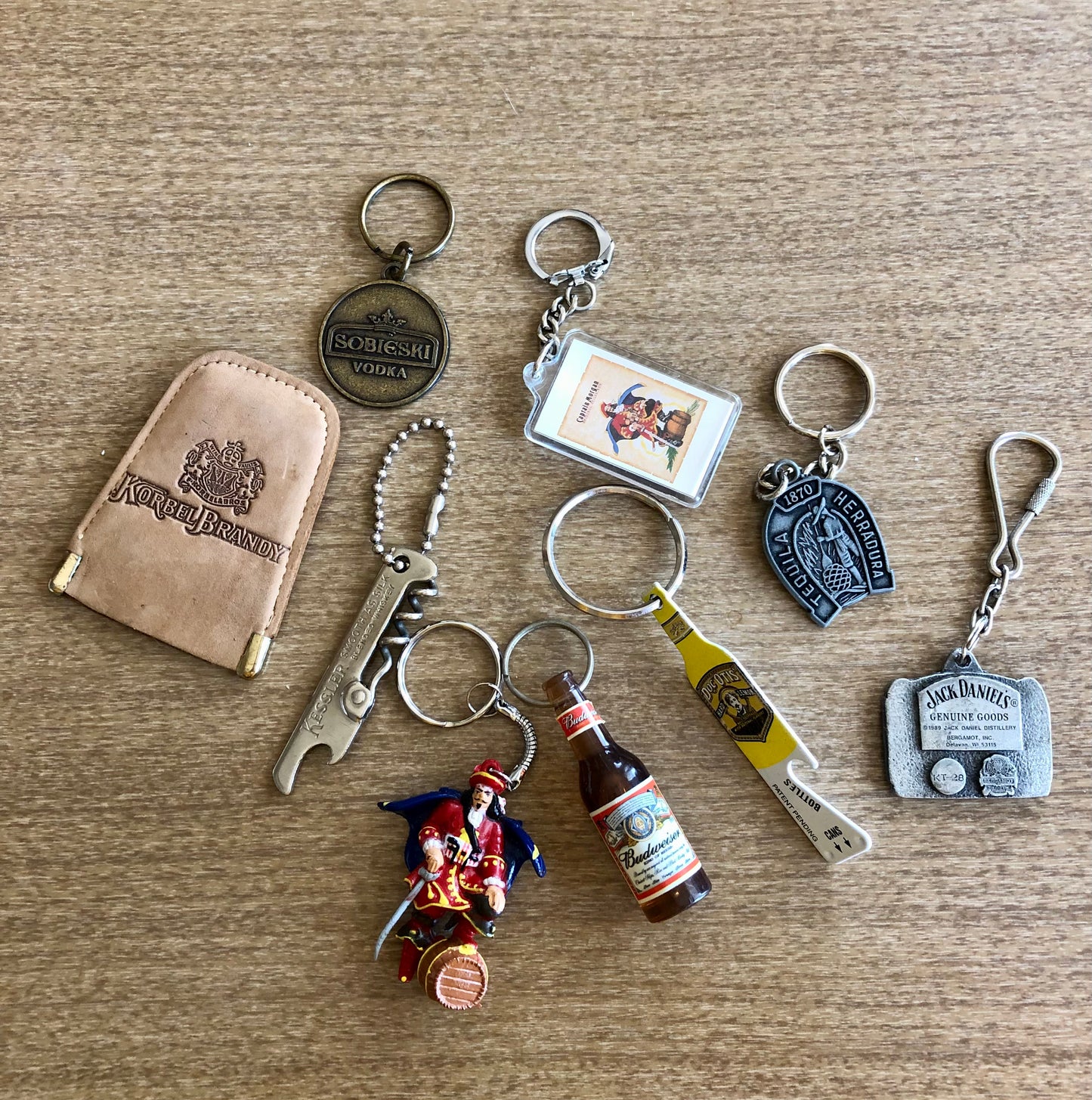 Vintage Beer keychain